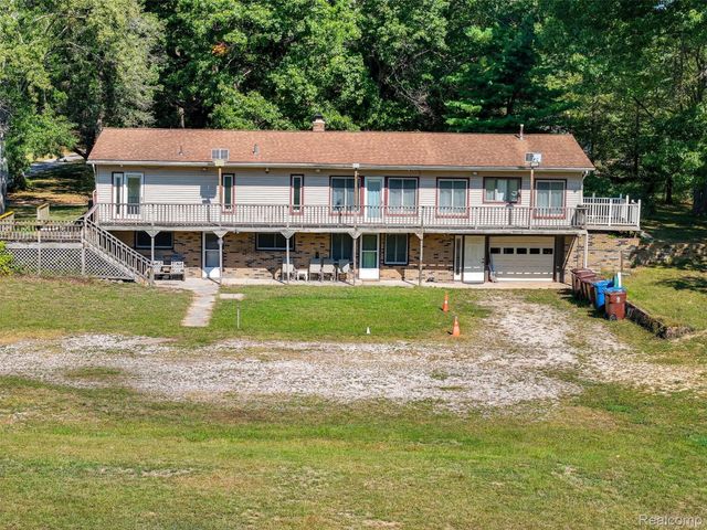 42891 Bemis Road, Belleville, MI 48111