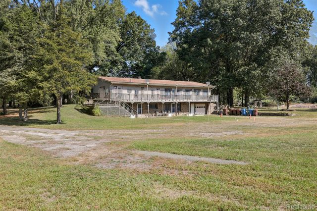 42891 Bemis Road, Belleville, MI 48111