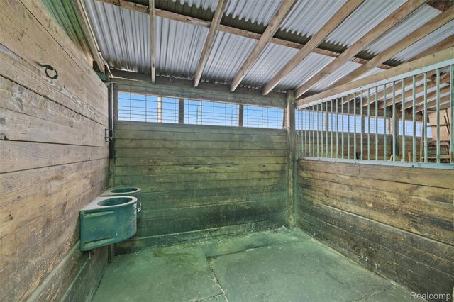 42891 Bemis Road, Belleville, MI 48111