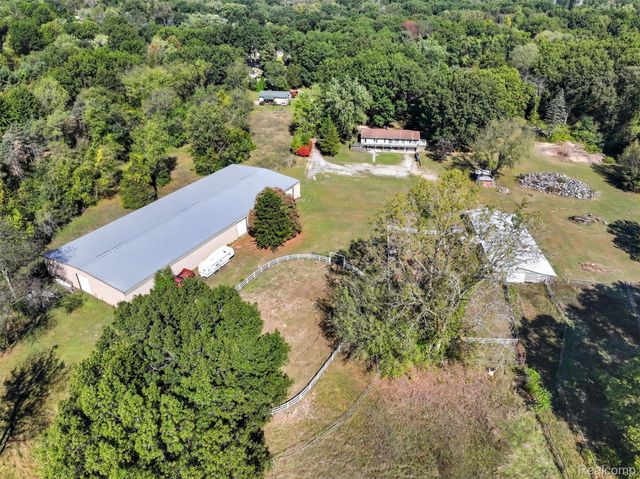 42891 Bemis Road, Belleville, MI 48111