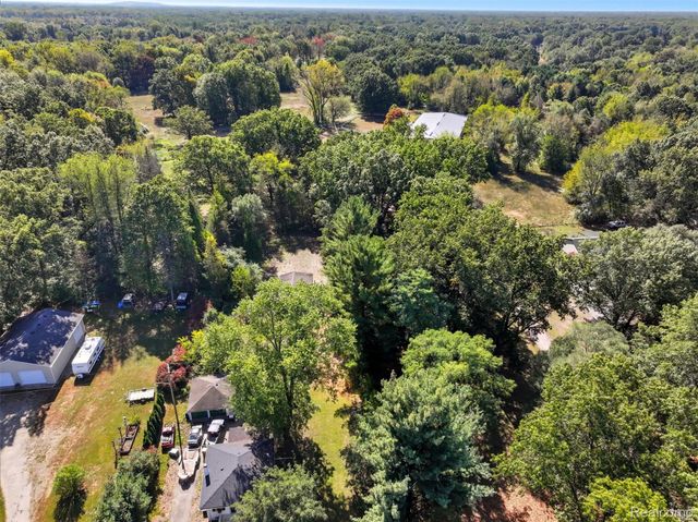 42891 Bemis Road, Belleville, MI 48111