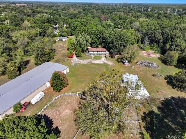 42891 Bemis Road, Belleville, MI 48111