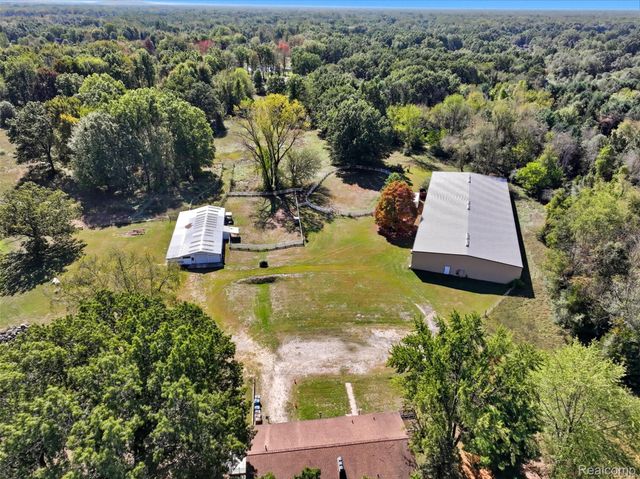 42891 Bemis Road, Belleville, MI 48111