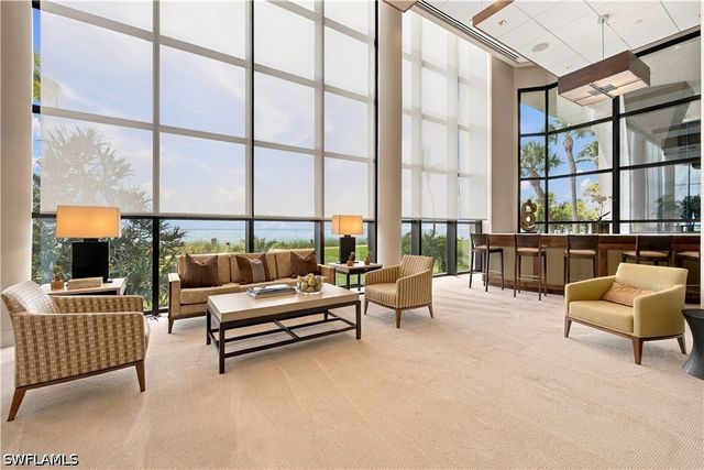 4951 Gulf Shore BLVD N 501, Naples, FL 34103
