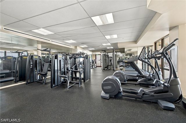 4951 Gulf Shore BLVD N 501, Naples, FL 34103