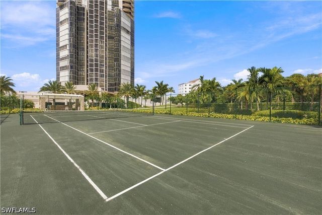 4951 Gulf Shore BLVD N 501, Naples, FL 34103