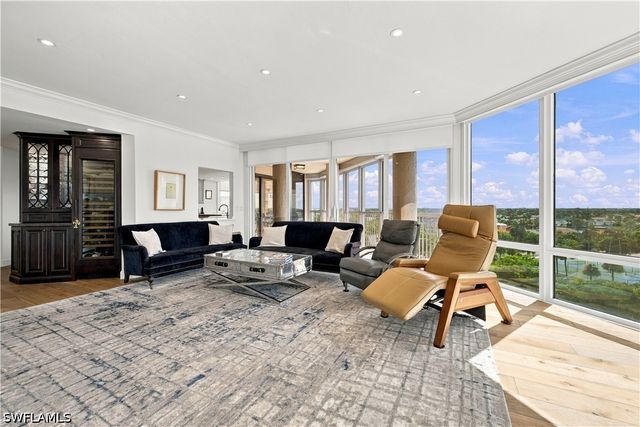 4951 Gulf Shore BLVD N 501, Naples, FL 34103