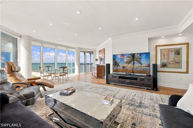 4951 Gulf Shore BLVD N 501, Naples, FL 34103