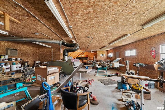 242 S STATE Avenue, Hampton, IL 61256