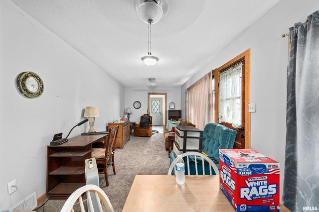 242 S STATE Avenue, Hampton, IL 61256