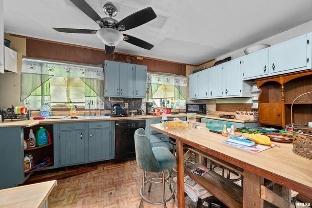 242 S STATE Avenue, Hampton, IL 61256