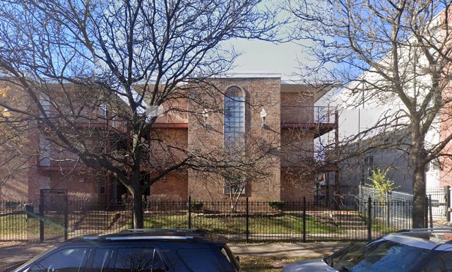 4616 N Beacon Street 3H, Chicago, IL 60640