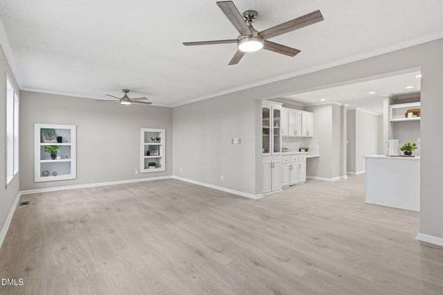 16 G W Oquinn Drive, Lillington, NC 27546