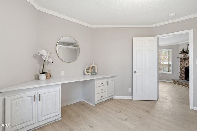 16 G W Oquinn Drive, Lillington, NC 27546