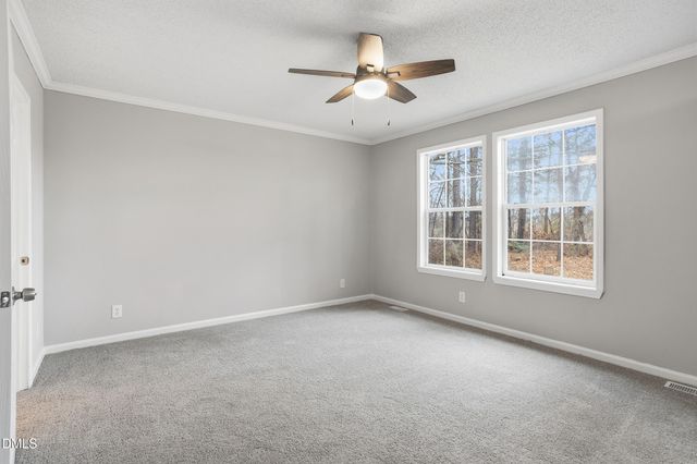 16 G W Oquinn Drive, Lillington, NC 27546