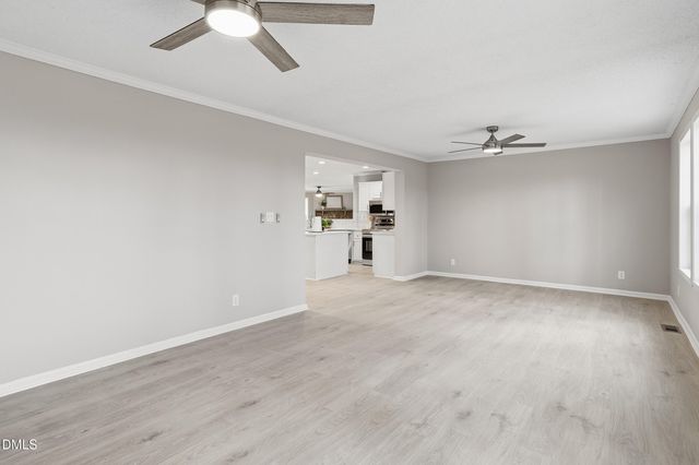 16 G W Oquinn Drive, Lillington, NC 27546