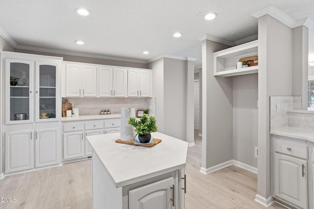 16 G W Oquinn Drive, Lillington, NC 27546