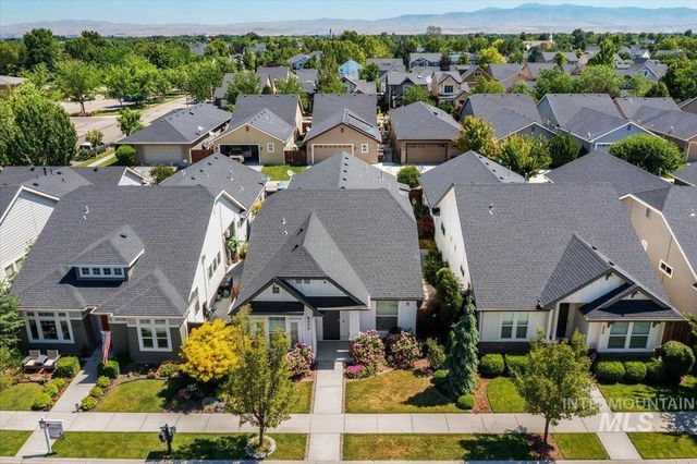 538 W Cagney St, Meridian, ID 83646