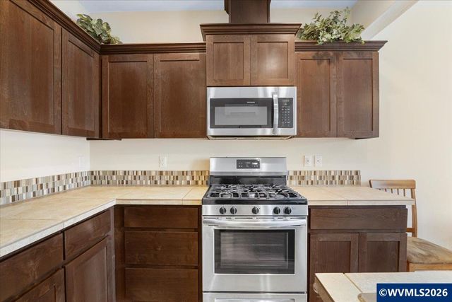 5725 Karen Lynn Lp S, Salem, OR 97306