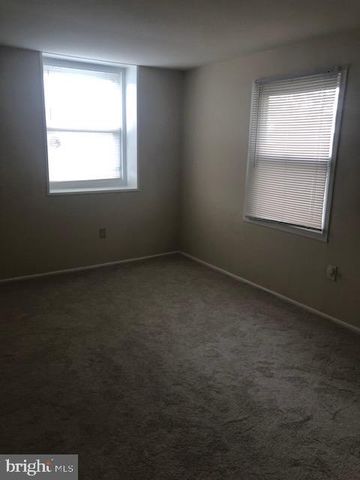 3301 RYERSON CIR, Halethorpe, MD 21227