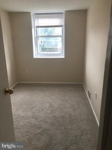 3301 RYERSON CIR, Halethorpe, MD 21227