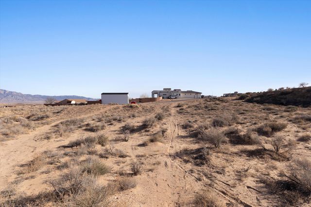 716 Gregg Road NE, Rio Rancho, NM 87124