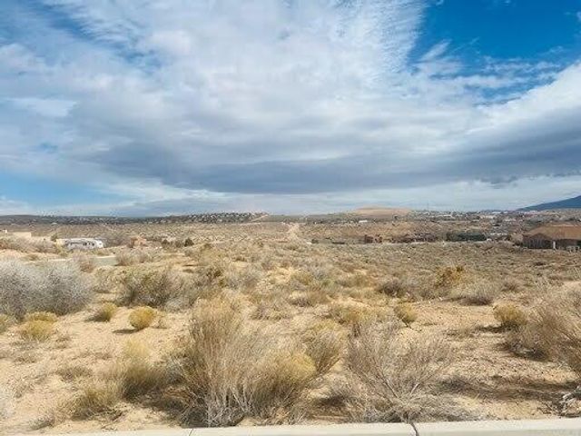 716 Gregg Road NE, Rio Rancho, NM 87124