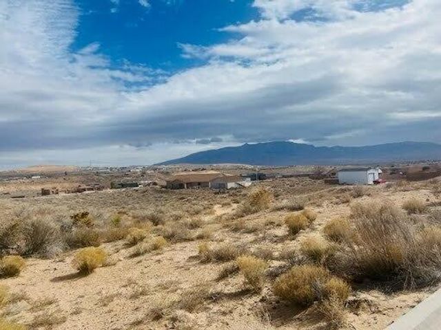 716 Gregg Road NE, Rio Rancho, NM 87124