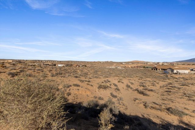 716 Gregg Road NE, Rio Rancho, NM 87124