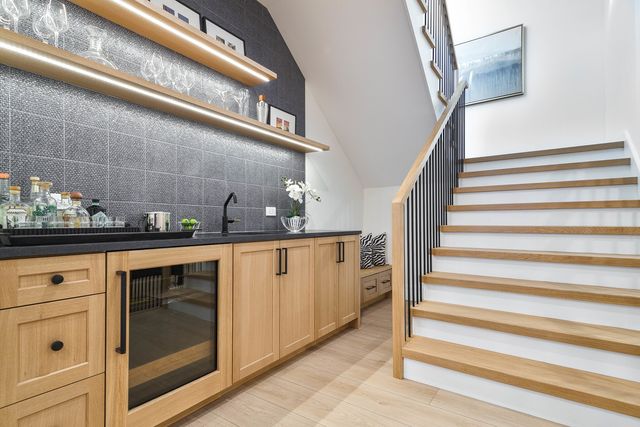 533 Kensington Court, Hinsdale, IL 60521