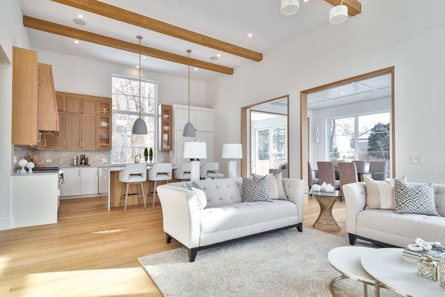 533 Kensington Court, Hinsdale, IL 60521