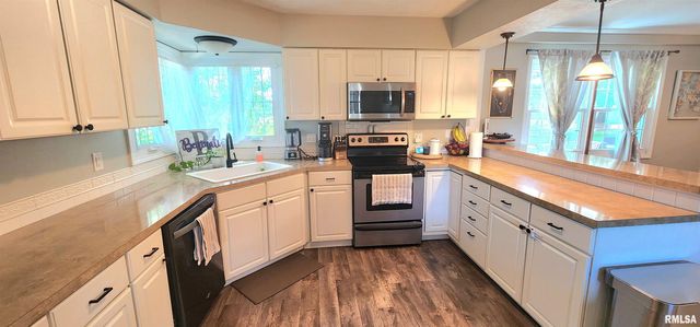 4090 SHILOH Circle, Pinckneyville, IL 62274