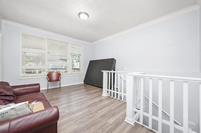 8239 S Colfax Avenue, Chicago, IL 60617