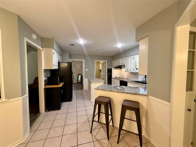 3005 Anthony Drive, Sherman, TX 75092