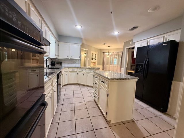 3005 Anthony Drive, Sherman, TX 75092
