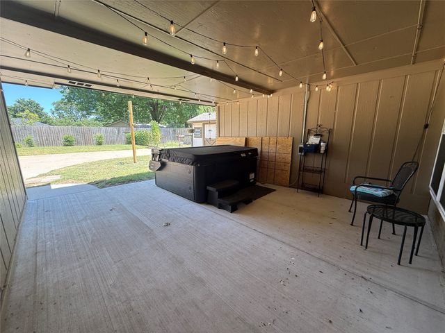 3005 Anthony Drive, Sherman, TX 75092
