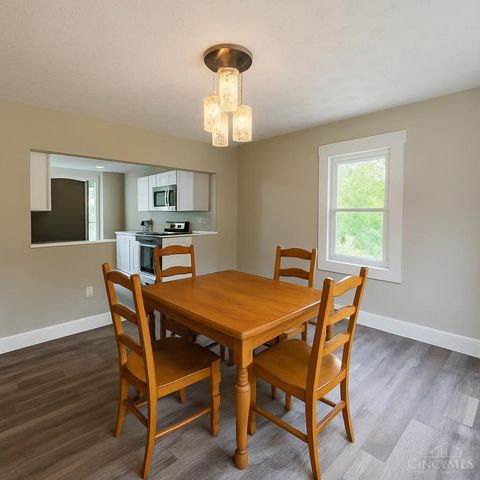 3501 McFarlan Road, Cincinnati, OH 45211