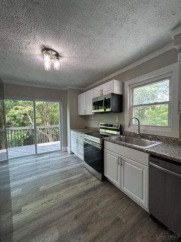 3501 McFarlan Road, Cincinnati, OH 45211