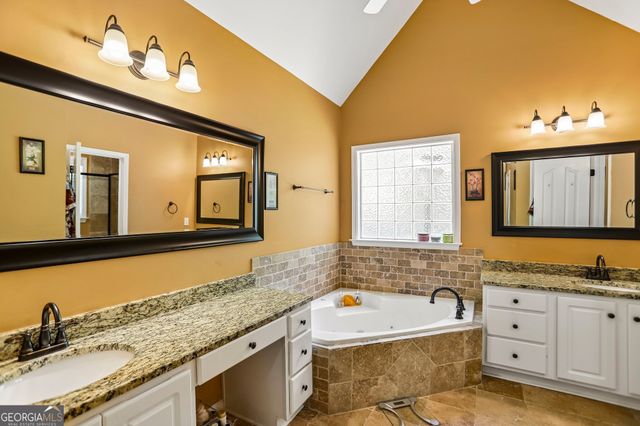 105 Stratford Circle, Stockbridge, GA 30281