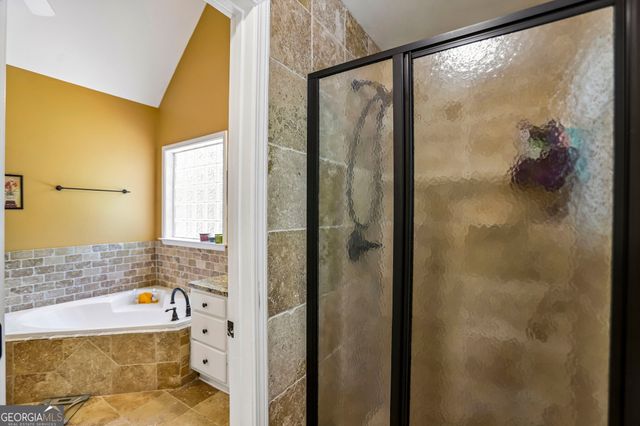 105 Stratford Circle, Stockbridge, GA 30281