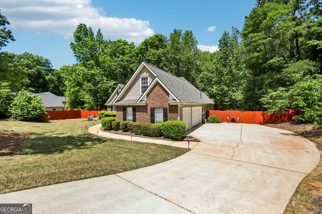 105 Stratford Circle, Stockbridge, GA 30281
