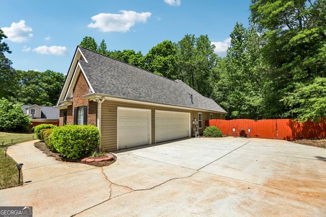 105 Stratford Circle, Stockbridge, GA 30281