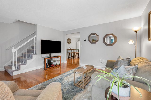 80 Smith Street 3A, Lowell, MA 01851