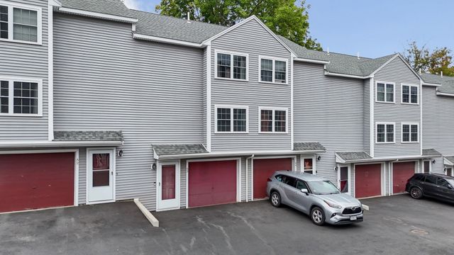 80 Smith Street 3A, Lowell, MA 01851