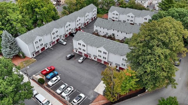 80 Smith Street 3A, Lowell, MA 01851