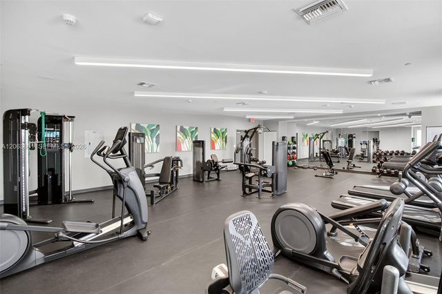1110 NW 1st Street 607, Miami, FL 33128