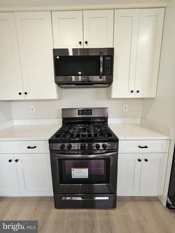 4904 SHOPTON DR, Temple Hills, MD 20748