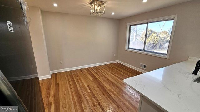 4904 SHOPTON DR, Temple Hills, MD 20748