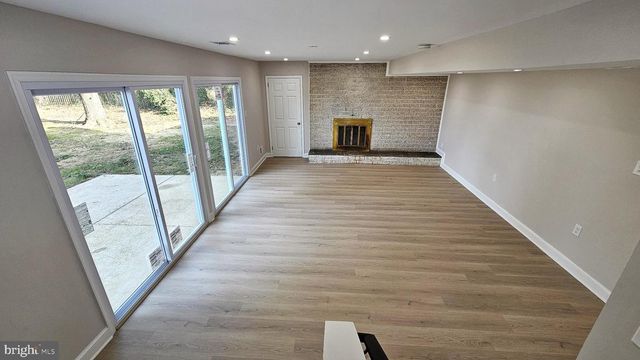 4904 SHOPTON DR, Temple Hills, MD 20748