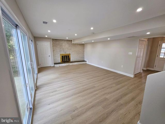 4904 SHOPTON DR, Temple Hills, MD 20748